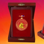 2015年7月制造　紀(jì)念抗日戰(zhàn)爭70周年紀(jì)念獎(jiǎng)?wù)律a(chǎn)制造